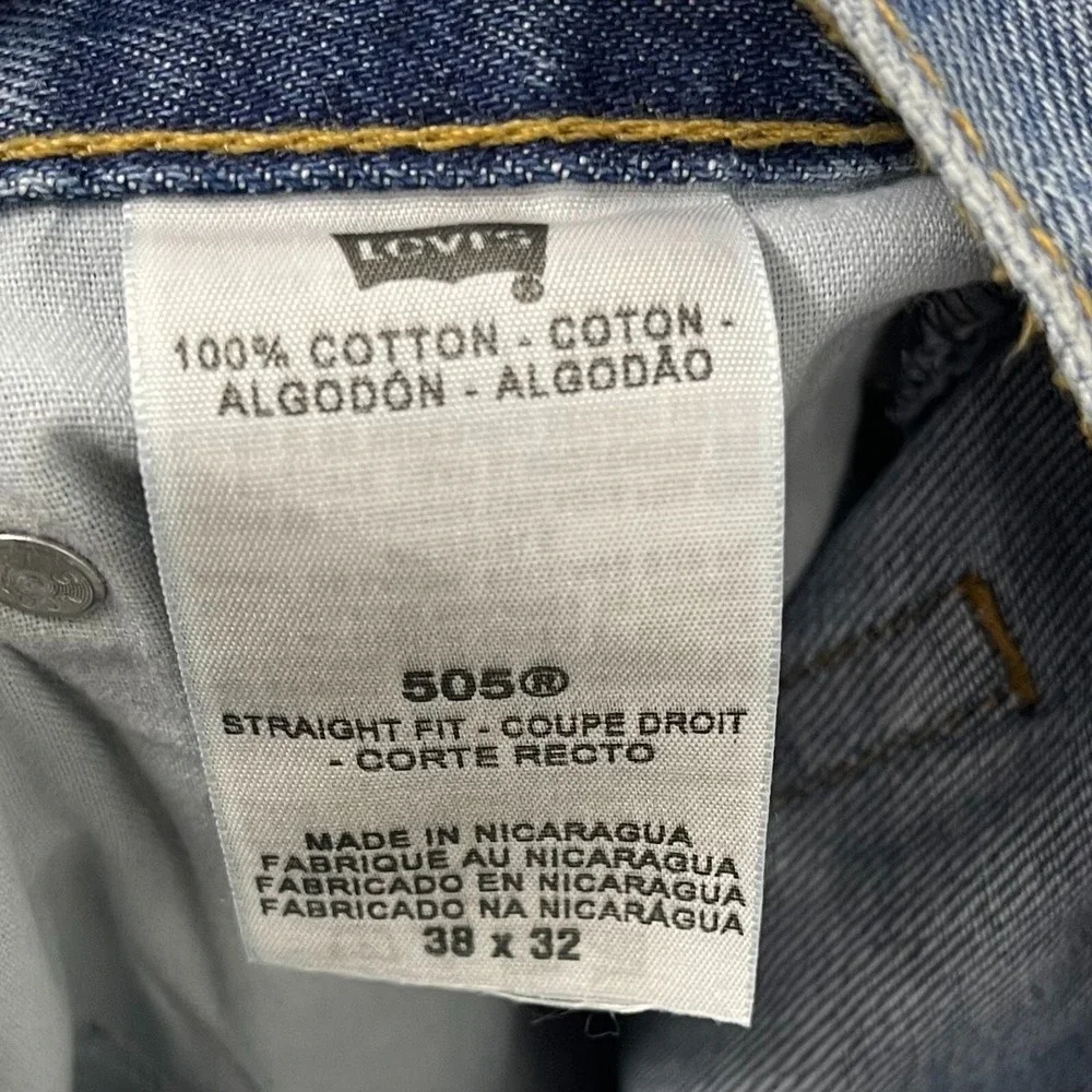 Levis Jeans Mens 38x32 Blue Pants 505 Straight Mid Rise‎ Denim Cotton Workwear